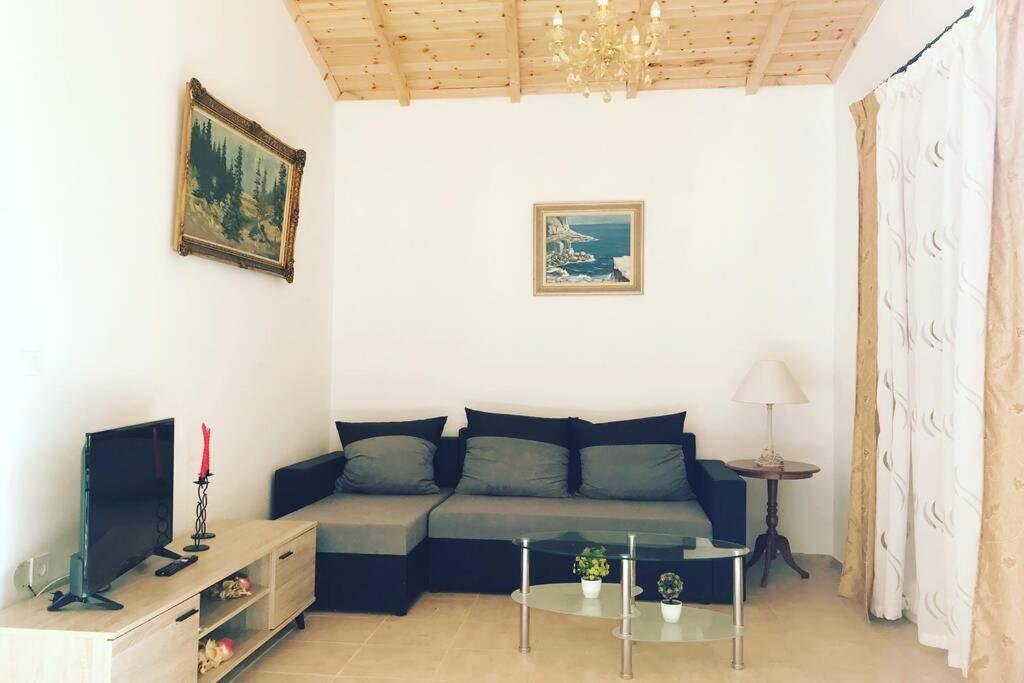 The Mansion Of Dionisos And Dimitras 7 Villa Linaria  Exterior photo